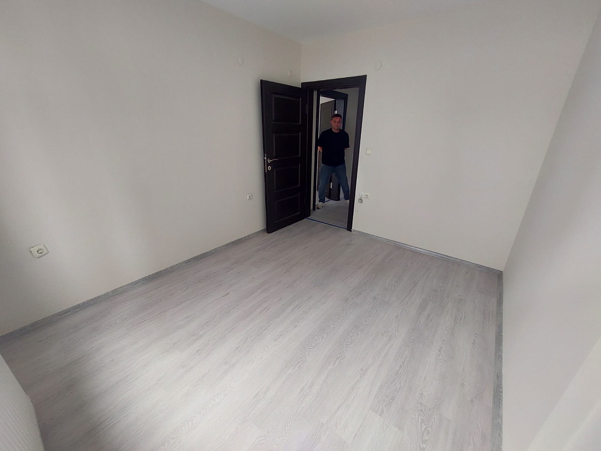 CUMHURİYET MAHALLESİNDE DENİZE ÇOK YAKIN 3+1 KİRALIK DAİRE